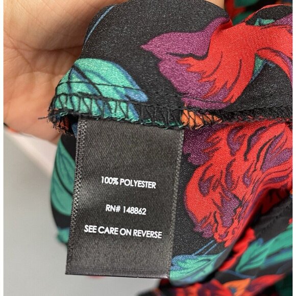 WOMEN'S TORRID GEORGETTE PINTUCK BUTTON-FRONT BLOUSE FLORAL SIZE 4 - Picture 4 of 16